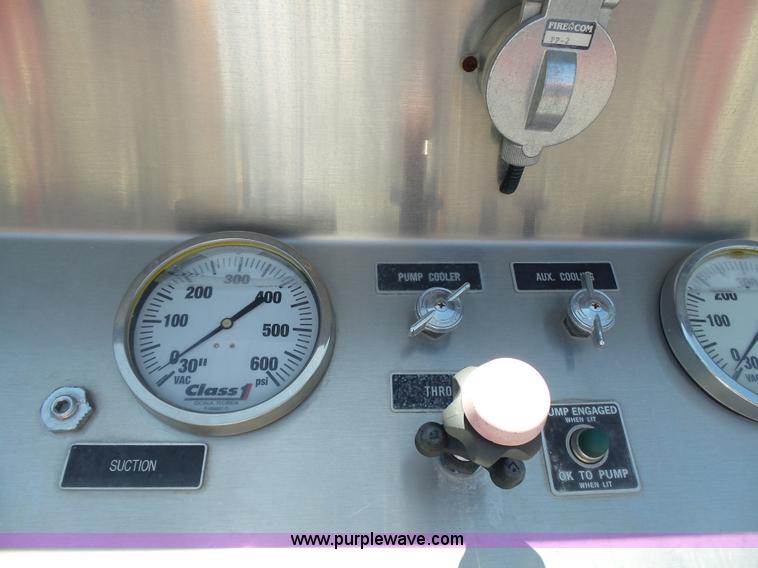 image for item J4925 1993 Freightliner FL80 fire truck