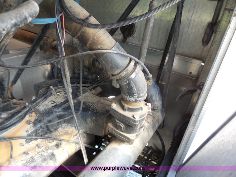 image for item J4925 1993 Freightliner FL80 fire truck