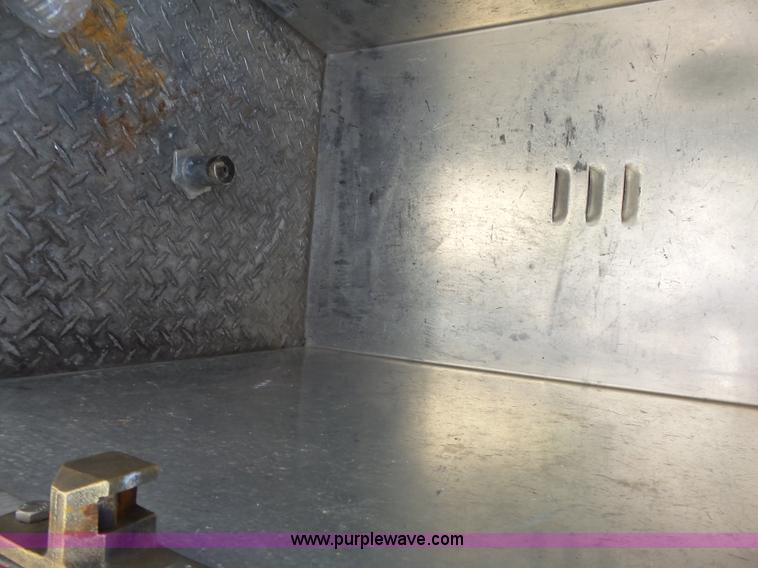 image for item J4925 1993 Freightliner FL80 fire truck