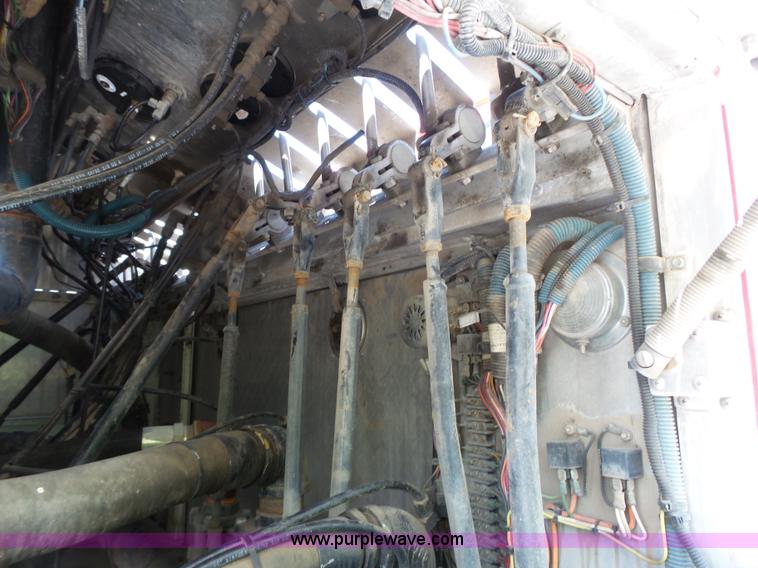 image for item J4925 1993 Freightliner FL80 fire truck