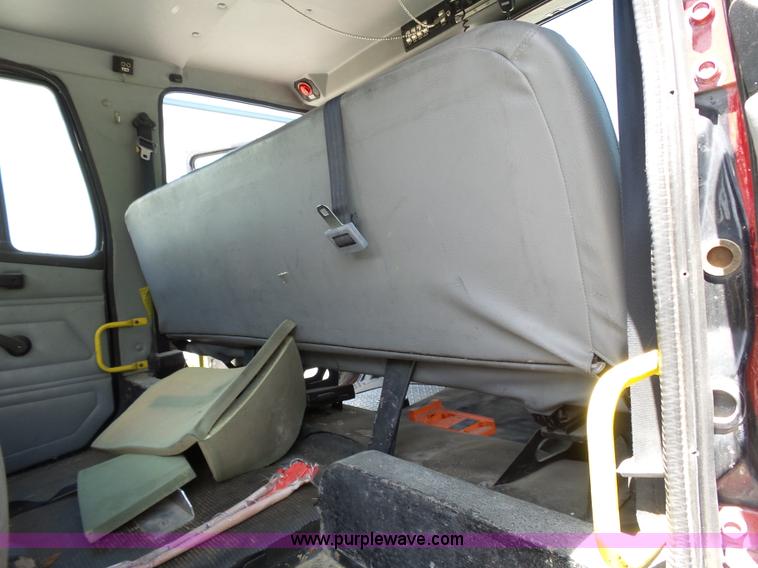 image for item J4925 1993 Freightliner FL80 fire truck