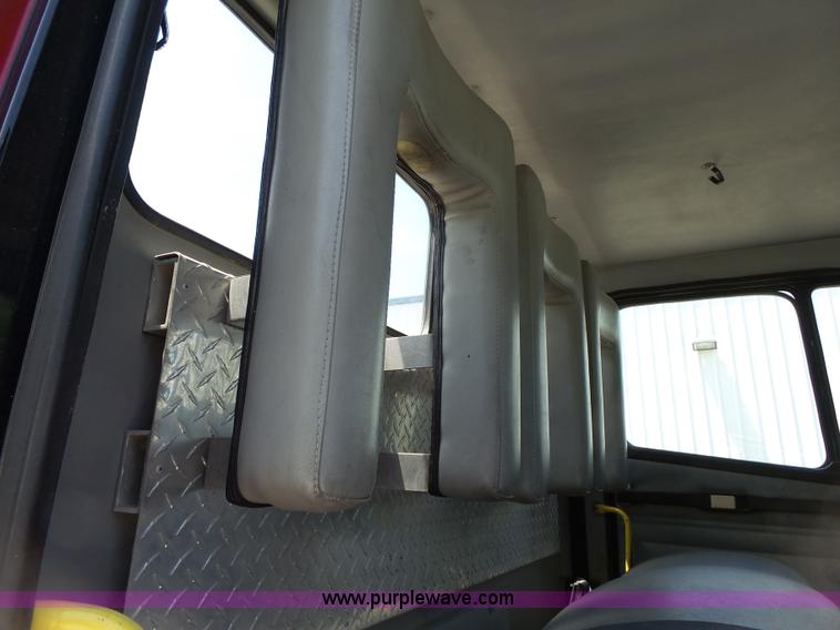 image for item J4925 1993 Freightliner FL80 fire truck