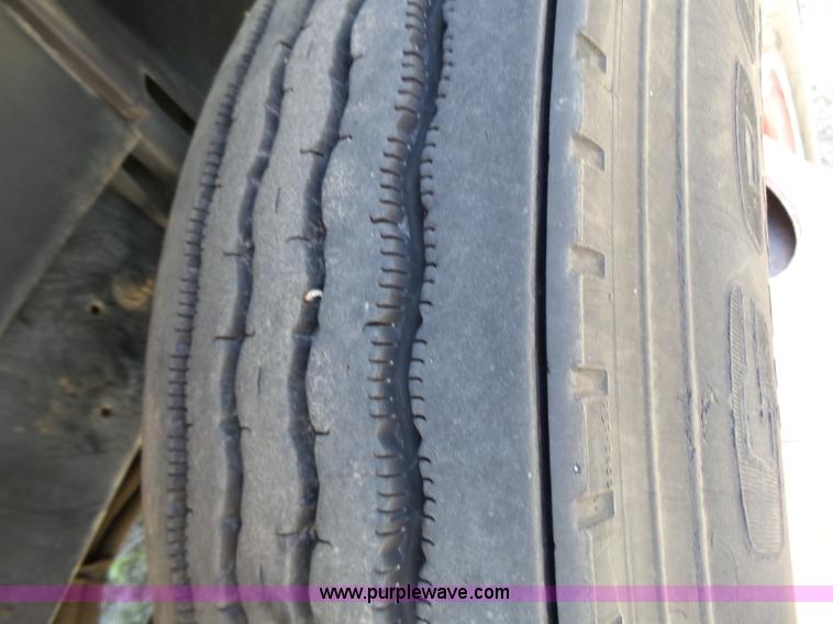 image for item J4925 1993 Freightliner FL80 fire truck