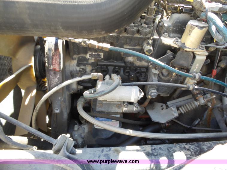 image for item J4925 1993 Freightliner FL80 fire truck