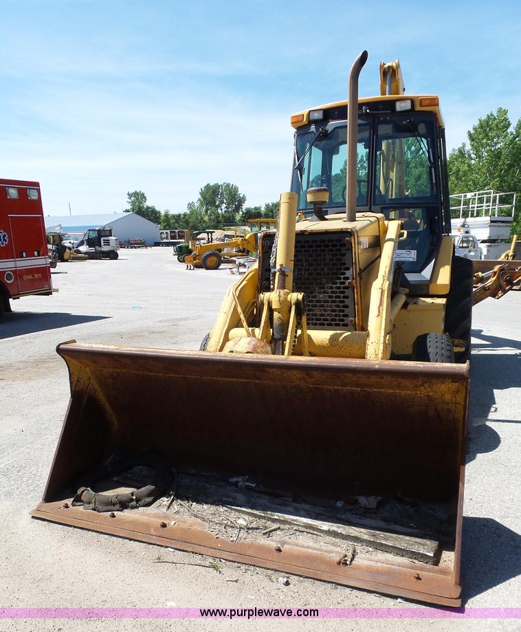 image for item J4927 1994 John Deere 310D backhoe
