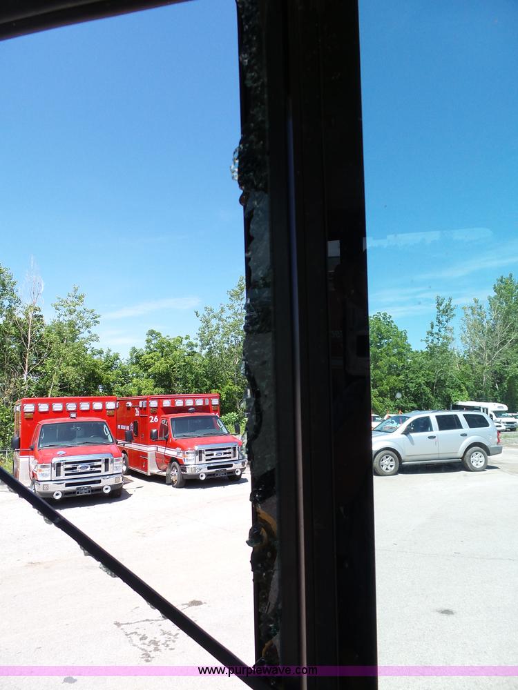 image for item J4927 1994 John Deere 310D backhoe