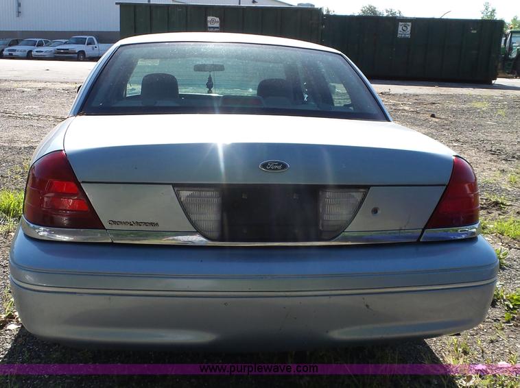 image for item J4929 2008 Ford Crown Victoria Police Interceptor