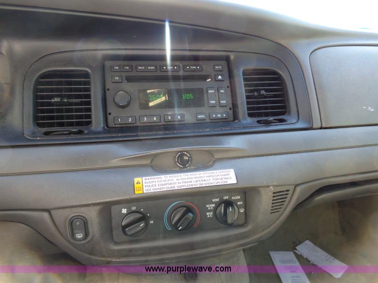 image for item J4929 2008 Ford Crown Victoria Police Interceptor