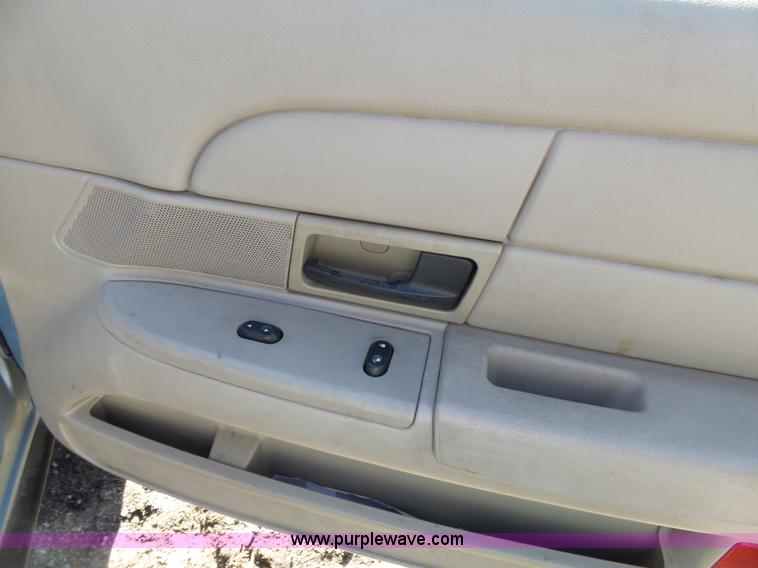 image for item J4929 2008 Ford Crown Victoria Police Interceptor