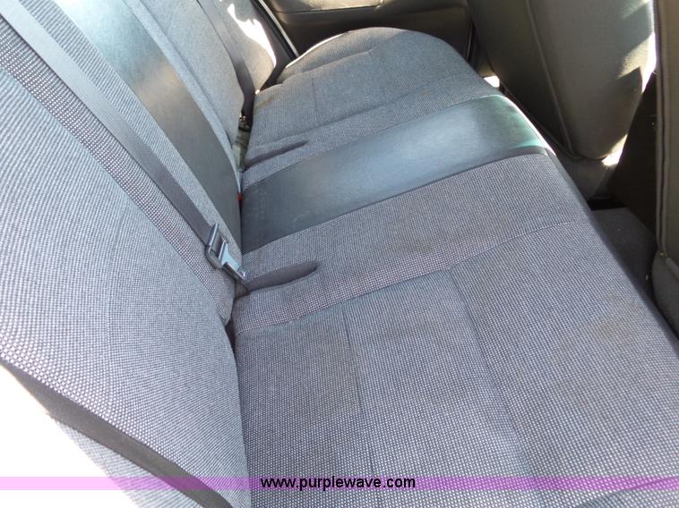 image for item J4930 2005 Ford Crown Victoria Police Interceptor