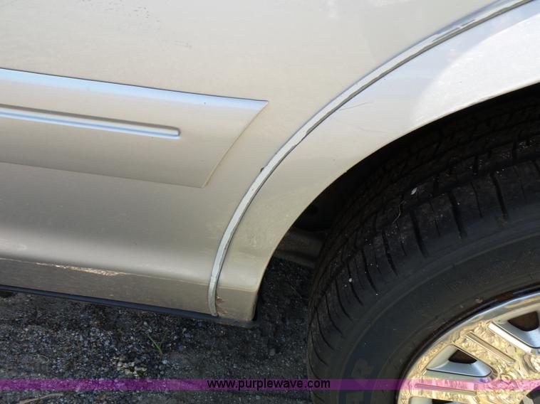 image for item J4930 2005 Ford Crown Victoria Police Interceptor