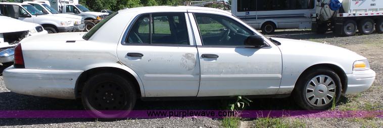image for item J4931 2006 Ford Crown Victoria Police Interceptor