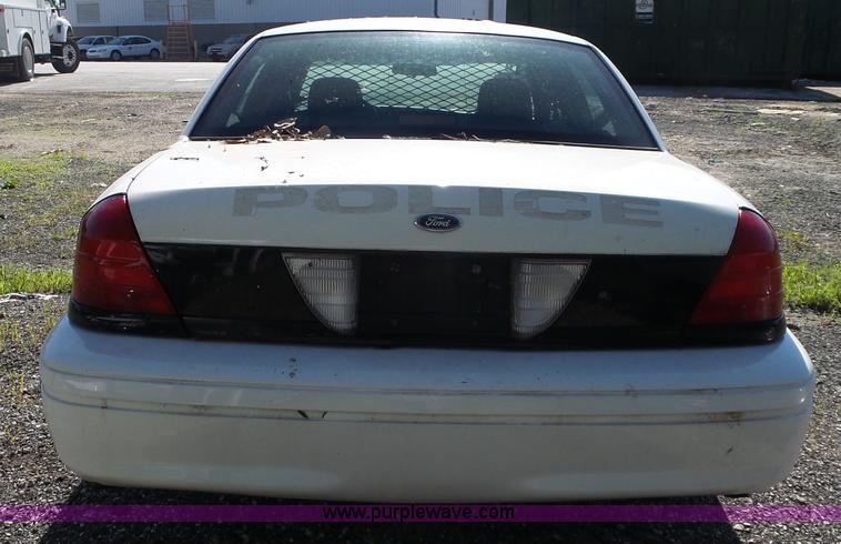 image for item J4931 2006 Ford Crown Victoria Police Interceptor