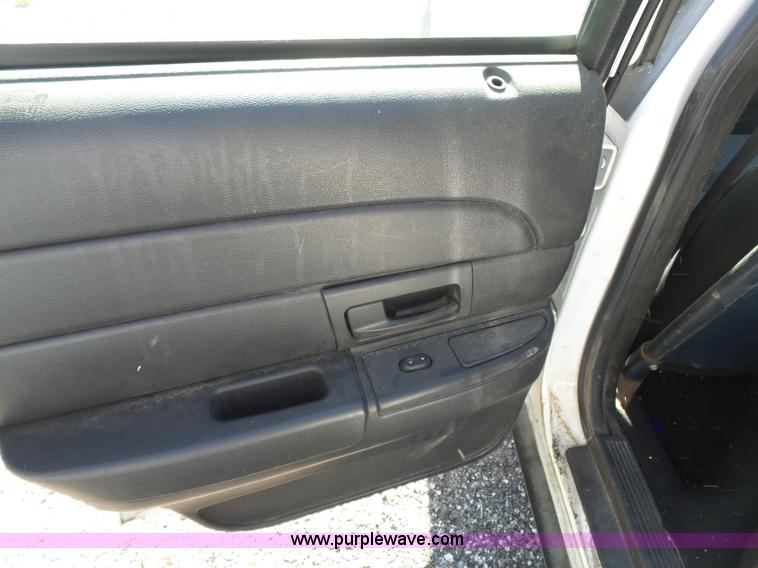 image for item J4931 2006 Ford Crown Victoria Police Interceptor