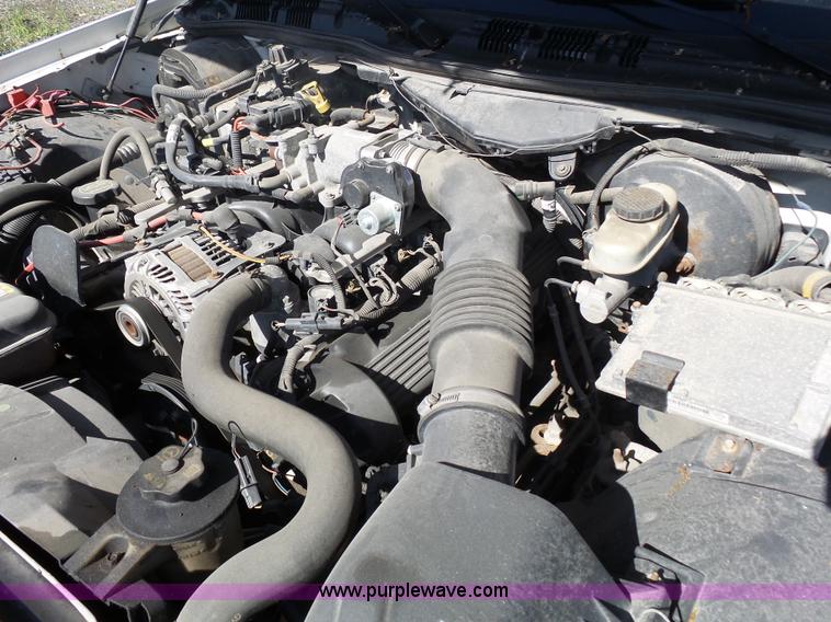 image for item J4931 2006 Ford Crown Victoria Police Interceptor
