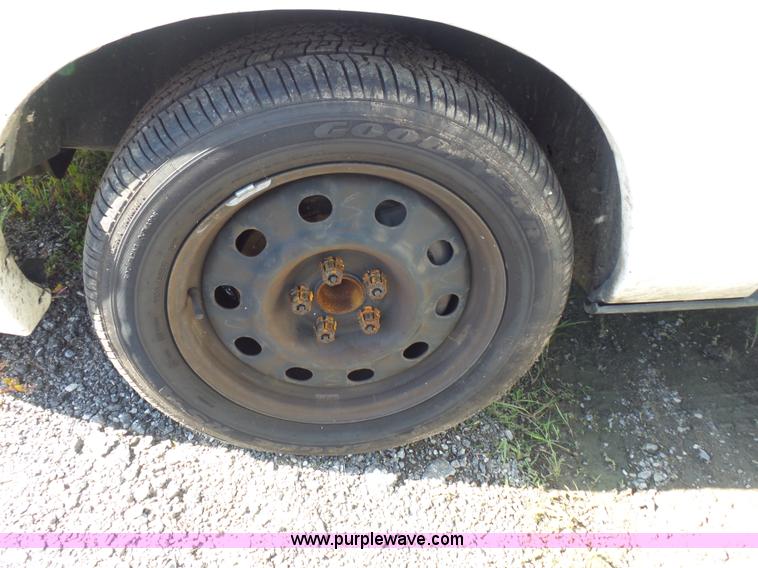 image for item J4931 2006 Ford Crown Victoria Police Interceptor