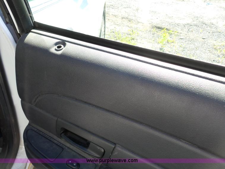 image for item J4931 2006 Ford Crown Victoria Police Interceptor