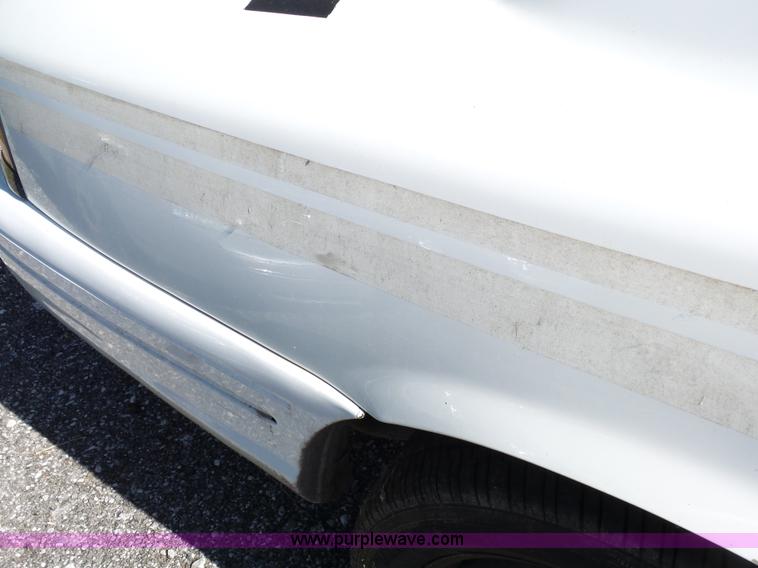 image for item J4931 2006 Ford Crown Victoria Police Interceptor