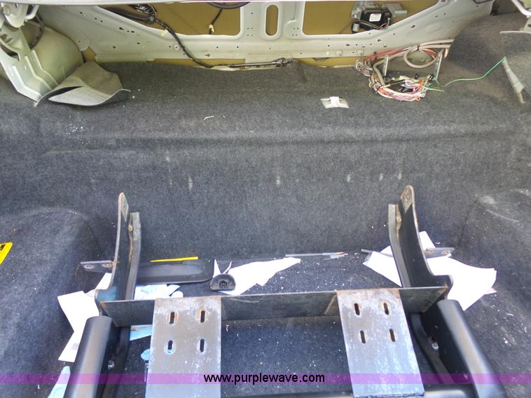 image for item J4931 2006 Ford Crown Victoria Police Interceptor