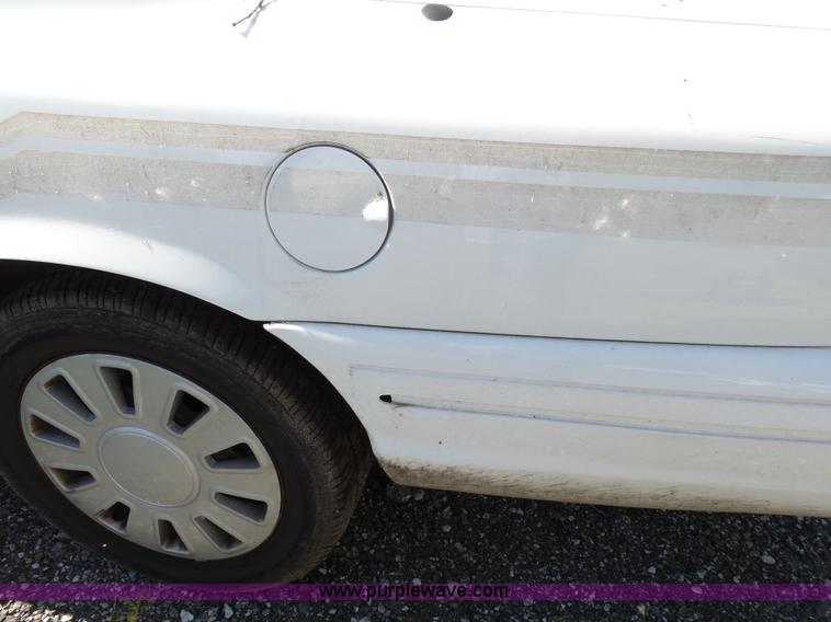 image for item J4931 2006 Ford Crown Victoria Police Interceptor