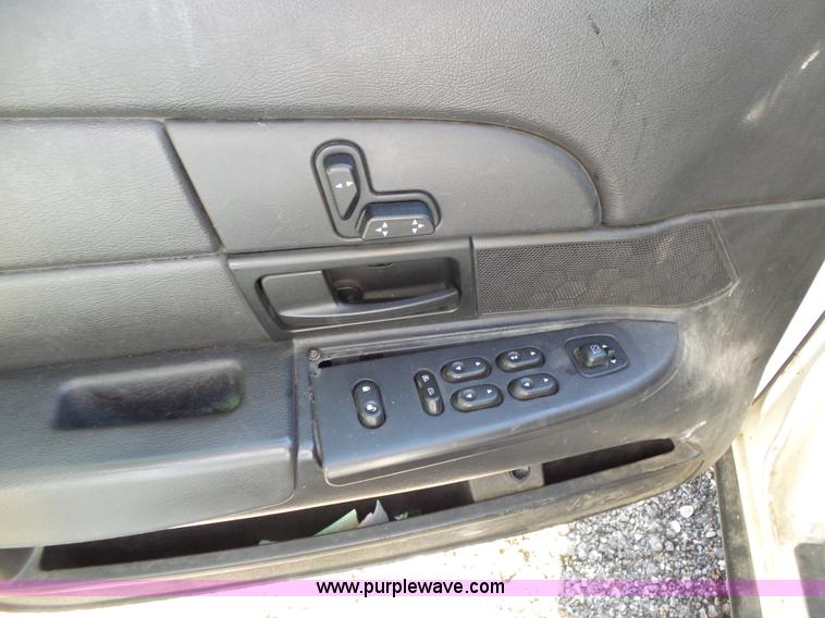 image for item J4933 2006 Ford Crown Victoria Police Interceptor