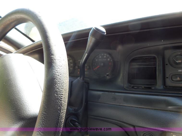 image for item J4933 2006 Ford Crown Victoria Police Interceptor