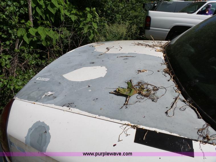 image for item J4933 2006 Ford Crown Victoria Police Interceptor