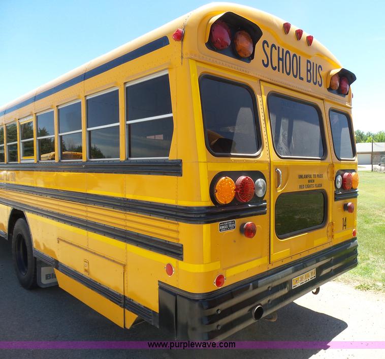 image for item J6118 1992 Blue Bird TC2000 school bus