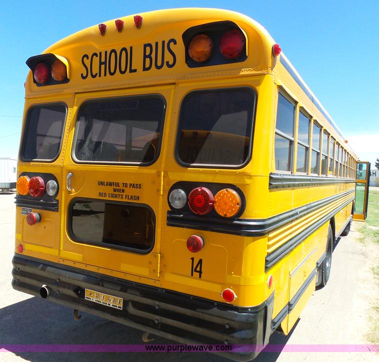 image for item J6118 1992 Blue Bird TC2000 school bus