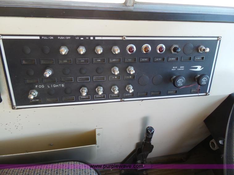 image for item J6118 1992 Blue Bird TC2000 school bus