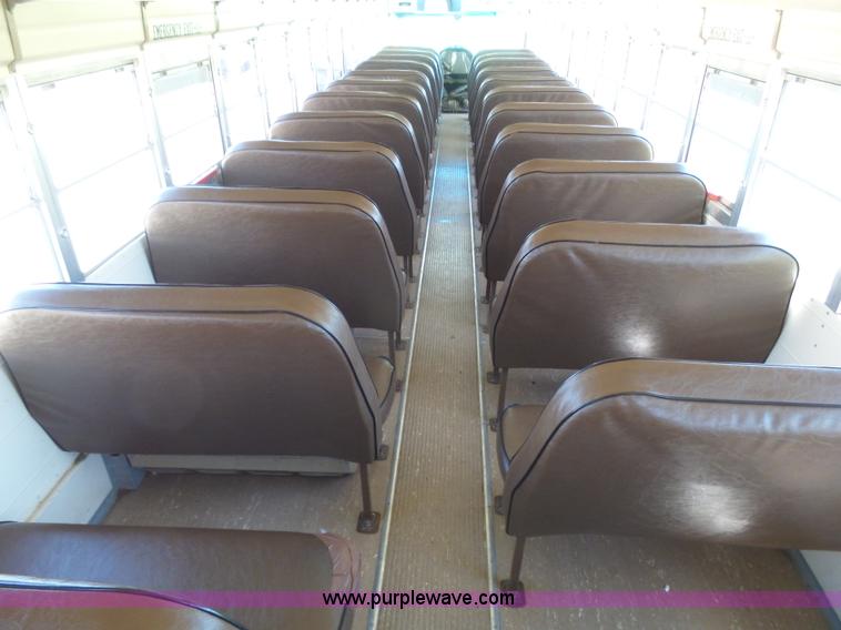 image for item J6118 1992 Blue Bird TC2000 school bus