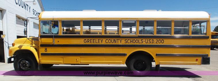 image for item J6120 1996 Ford B800 school bus