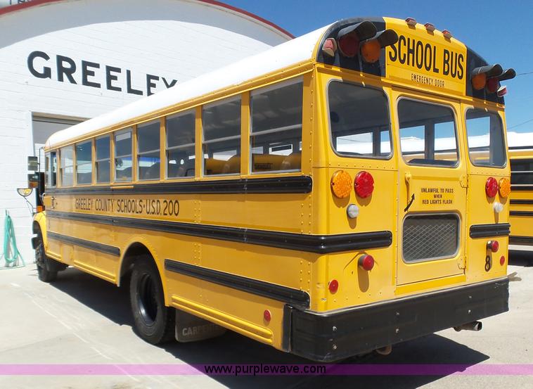image for item J6120 1996 Ford B800 school bus