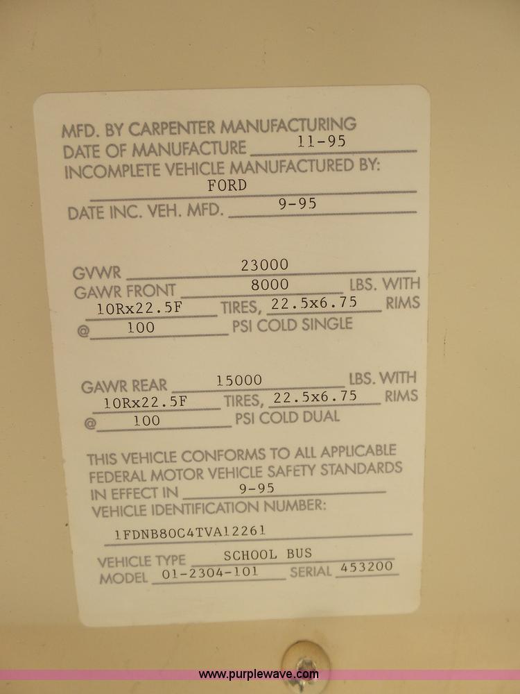 image for item J6120 1996 Ford B800 school bus
