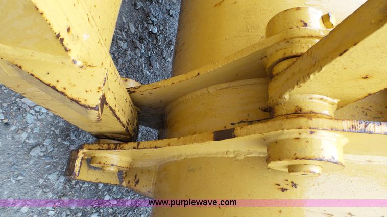 image for item K4062 1964 Caterpillar 955H track loader