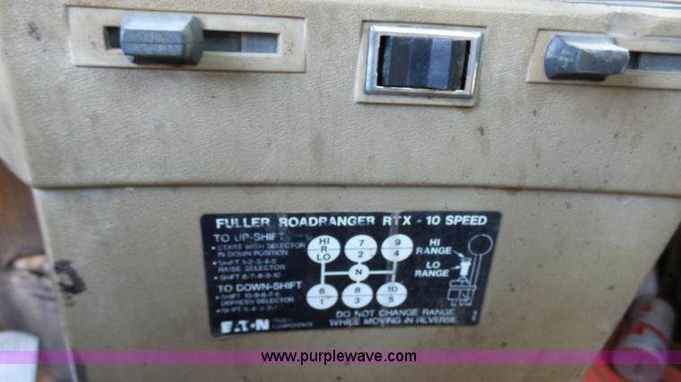 image for item K5498 1981 Mack R686ST semi truck with equipment trailer