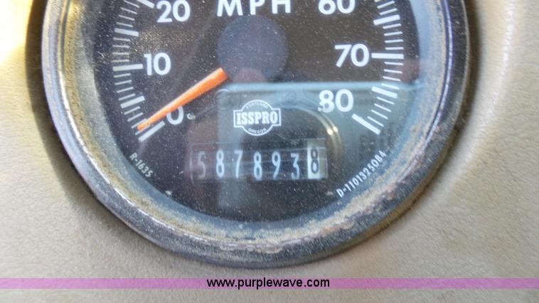 image for item K5498 1981 Mack R686ST semi truck with equipment trailer