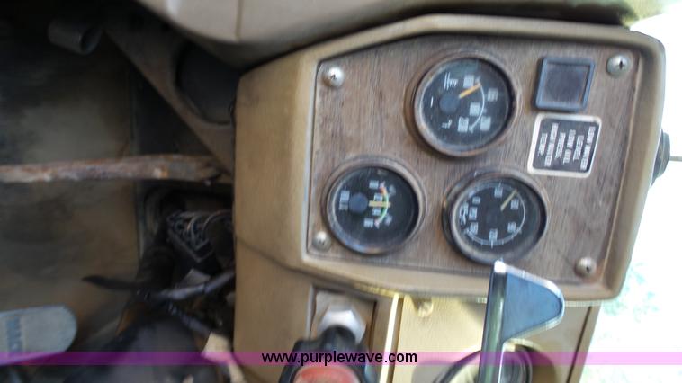 image for item K5498 1981 Mack R686ST semi truck with equipment trailer