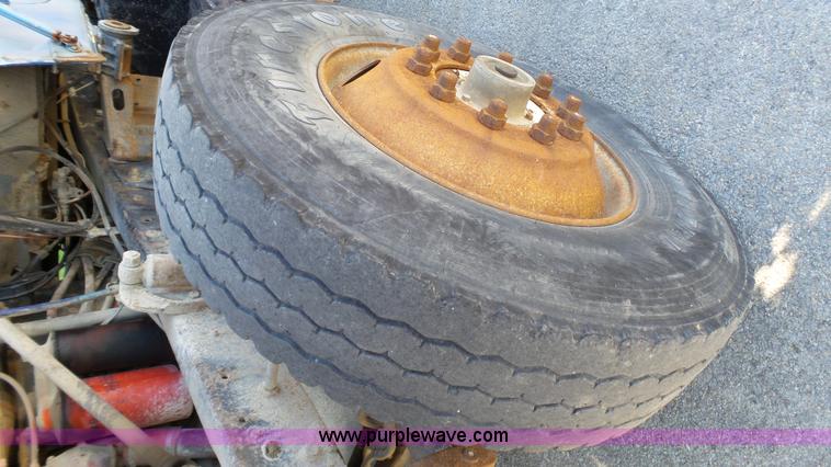 image for item K5498 1981 Mack R686ST semi truck with equipment trailer