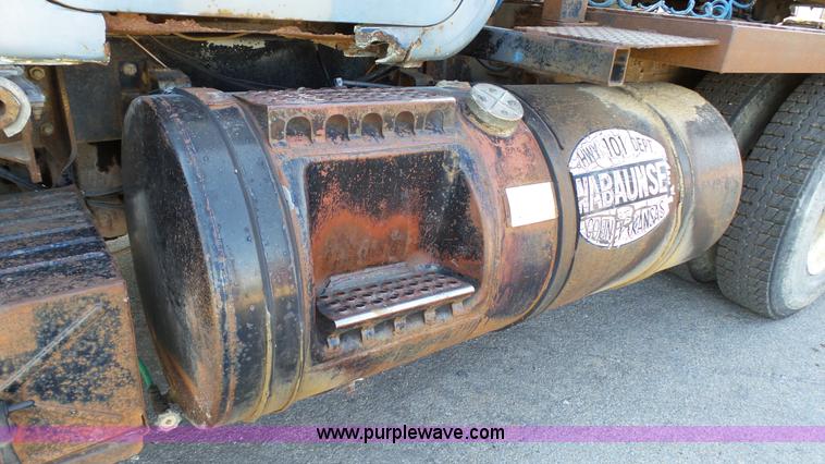 image for item K5498 1981 Mack R686ST semi truck with equipment trailer