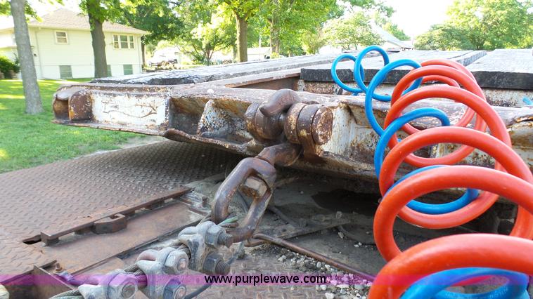 image for item K5498 1981 Mack R686ST semi truck with equipment trailer