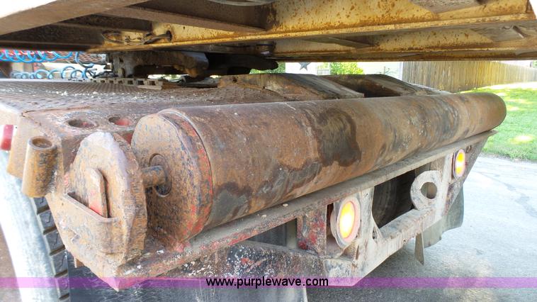 image for item K5498 1981 Mack R686ST semi truck with equipment trailer