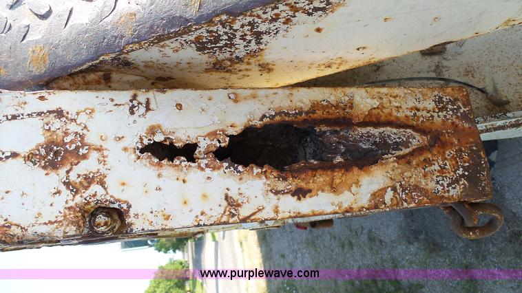 image for item K5498 1981 Mack R686ST semi truck with equipment trailer