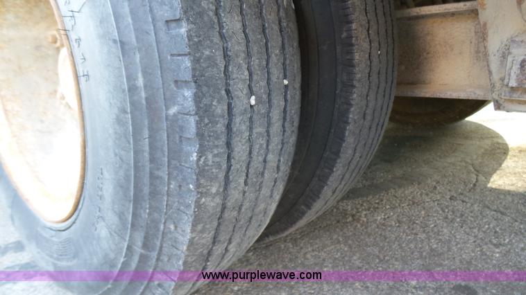 image for item K5498 1981 Mack R686ST semi truck with equipment trailer