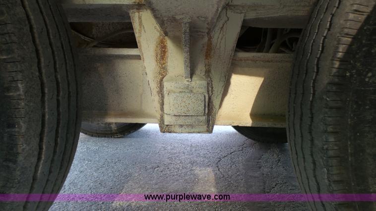 image for item K5498 1981 Mack R686ST semi truck with equipment trailer