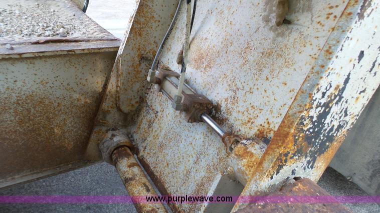 image for item K5498 1981 Mack R686ST semi truck with equipment trailer