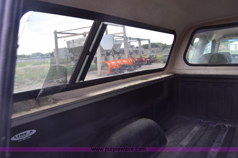 image for item K6504 2003 Chevrolet Silverado 1500 Ext. Cab pickup truck