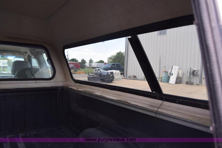 image for item K6504 2003 Chevrolet Silverado 1500 Ext. Cab pickup truck