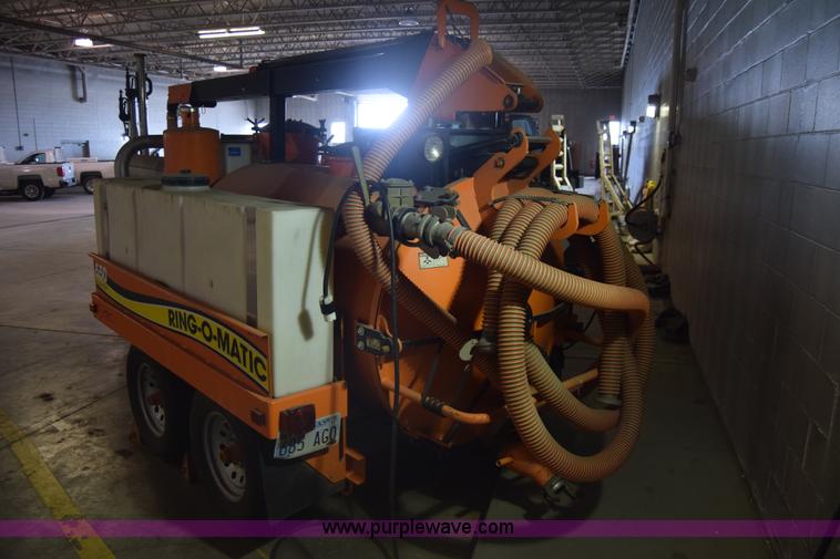 image for item K6507 2007 Ring-o-matic 550 High CFM vacuum excavator trailer