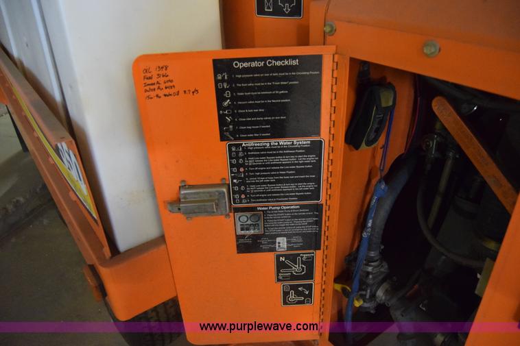 image for item K6507 2007 Ring-o-matic 550 High CFM vacuum excavator trailer